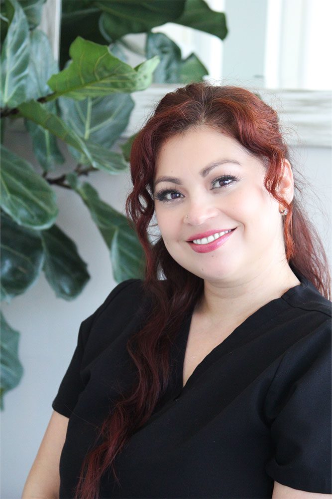 Henya dental assistant